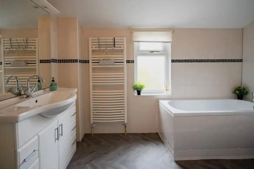 Spacious Town House Lytham St Annes 0*,